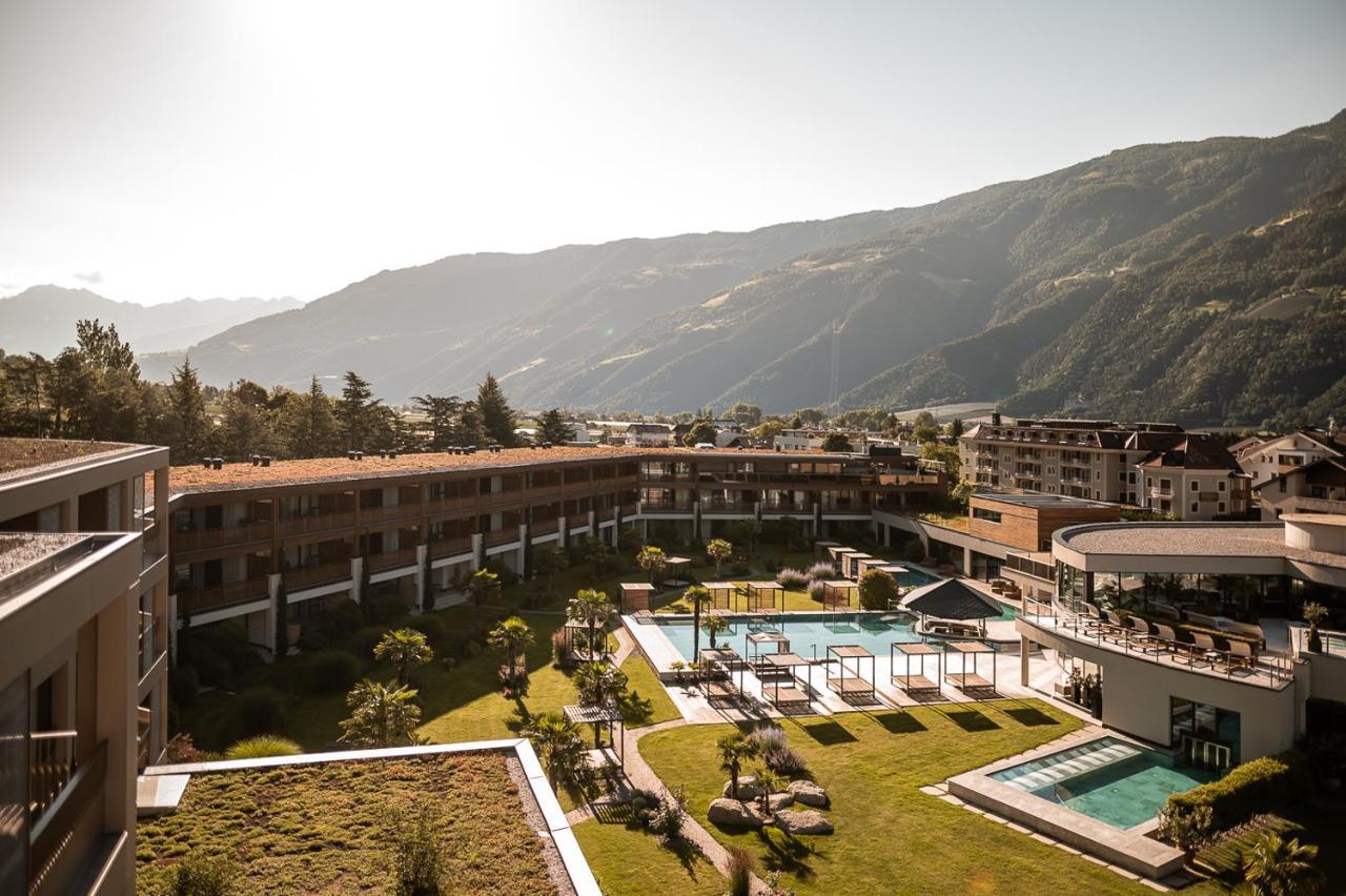 Sonnen Resort Натурно Экстерьер фото